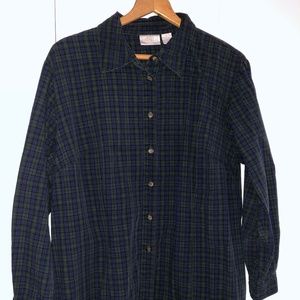 Elizabeth size 16 plaid button down tunic top